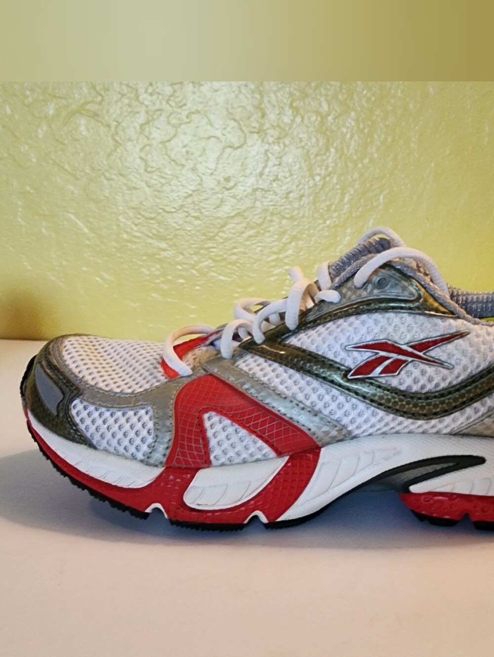 Reebok Women’s White, Red & Gray Athletic Running Shoes